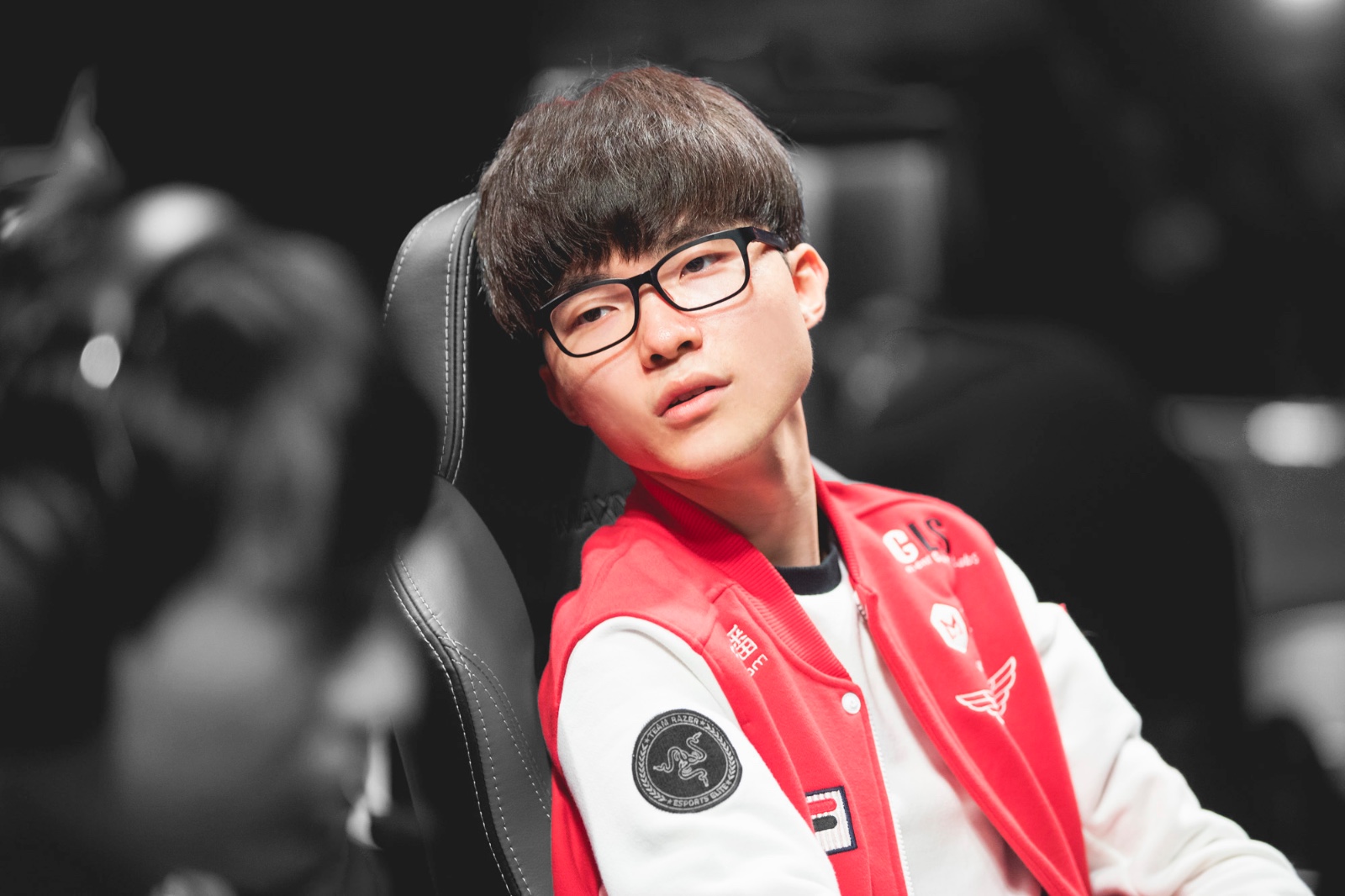 亚博-巴特勒在SKT比赛中夺冠，战术调整引发热议！比赛高潮迭起-亚博